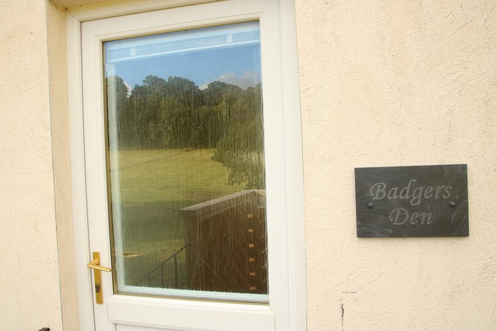 Badgers Den Apartment Линлитгоу Екстериор снимка